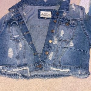 ASHLEY VINTAGE CHARM JEANED JACKET